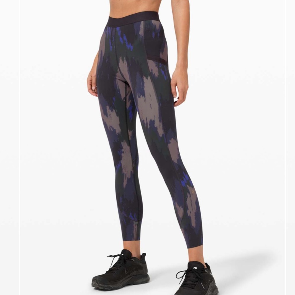 Lululemon Take The Moment Tight 25”